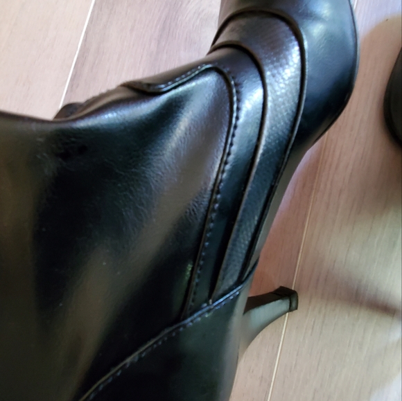 Leather boot - Picture 5 of 11